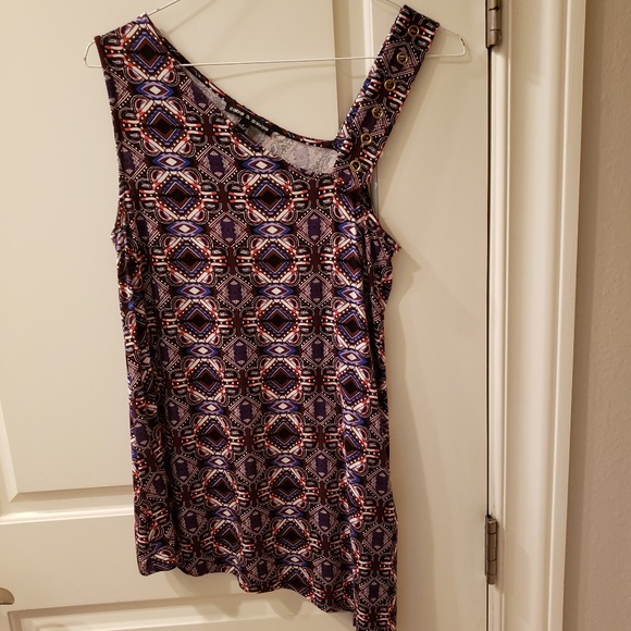 Unique tunic top - Picture 1 of 3